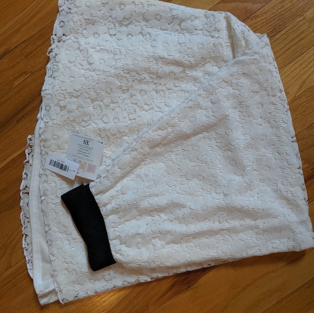 Lularoe - Picture 2 of 2